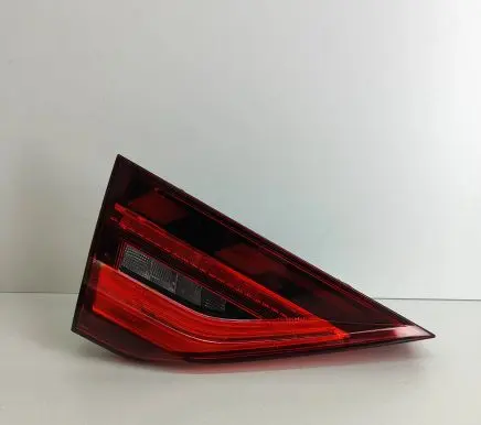 Audi A1 Tailgate rear/tail lights 82A945093C