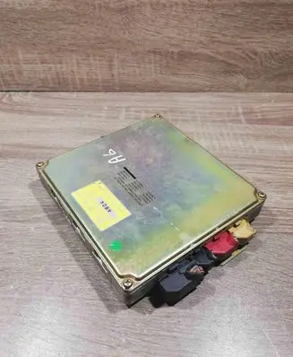 Audi A6 S6 C4 4A Engine control unit/module ECU 8A0906266C 4804