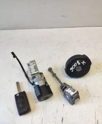 Peugeot 3008 I Lock set 9663123380