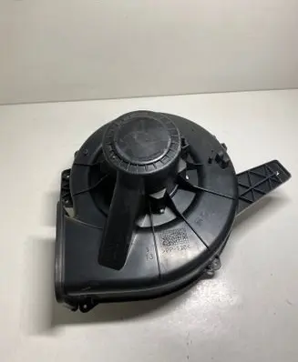 Volkswagen Polo IV 9N3 Heater fan/blower 6Q1819015C A1915