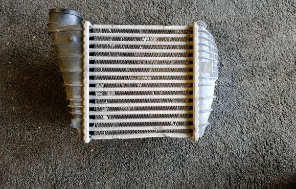 Volkswagen Golf IV Intercooler radiator 1J0145803F IA1070 862328X