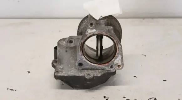 Volkswagen Golf V Throttle valve 03G128063G A2C53249824