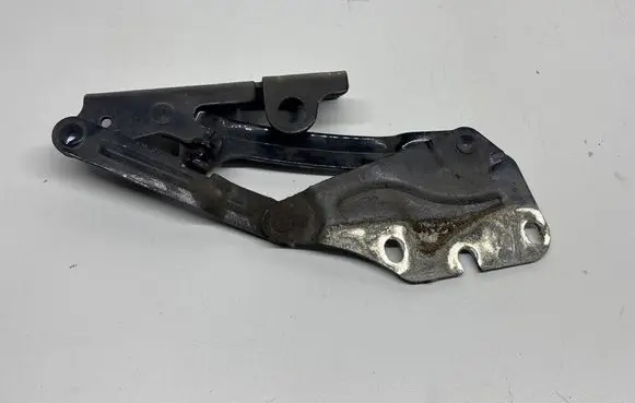 Volkswagen Golf Plus Engine bonnet/hood hinges 5M0823302