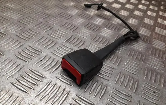 Volkswagen Caddy Front seatbelt buckle 7T0857755