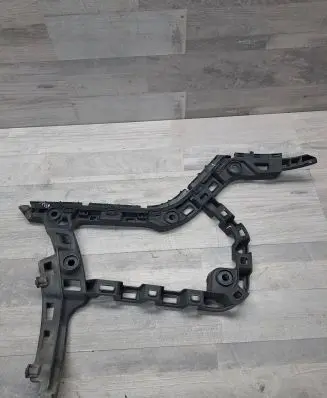 Volkswagen Golf VII Bumper support mounting bracket corner 5G9807356