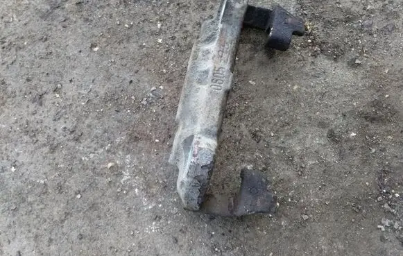 Opel Vectra C Front Brake Caliper Pad/Carrier 