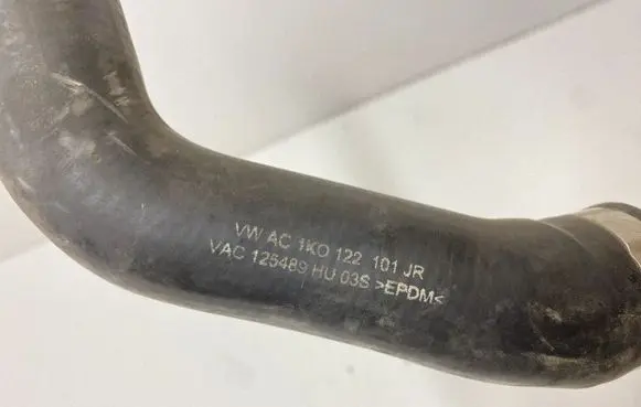 Volkswagen Golf V Engine coolant pipe/hose 1K0122101JR