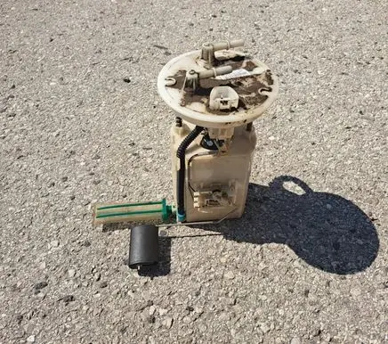 KIA Carens II In-tank fuel pump