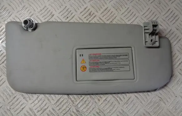 Nissan Qashqai+2 Sun visor 