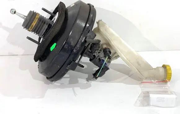 Peugeot 208 I Brake booster 9811514180