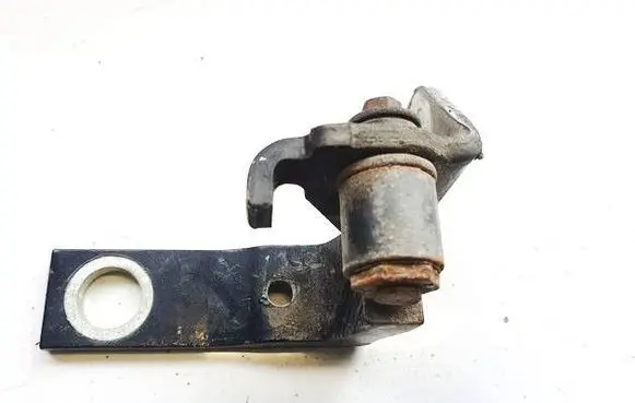 Ford S-MAX Rear door lower hinge