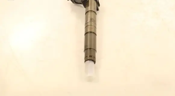BMW 5 F10 F11 Fuel injector 0445117030
