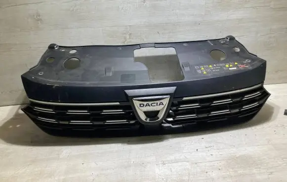 Dacia Sandero III Front grill 623105350R 623108459R