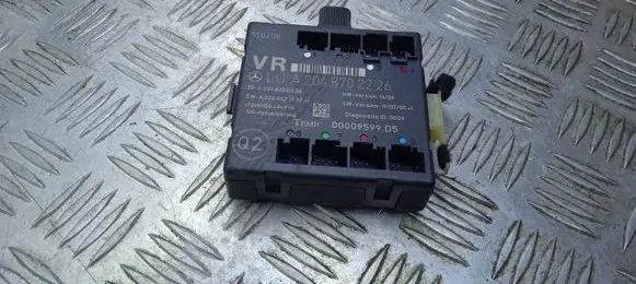 Mercedes-Benz C AMG W204 Door control unit/module A2048702226