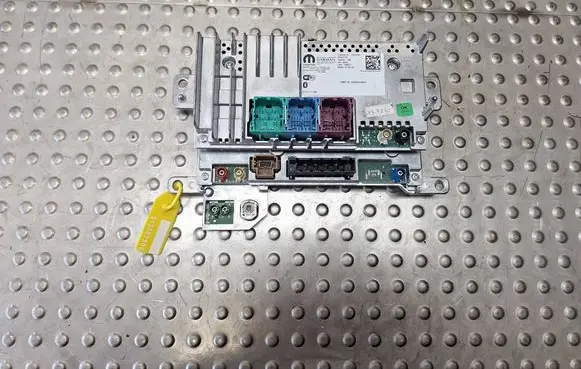 Maserati Levante GPS navigation control unit/module 670214321