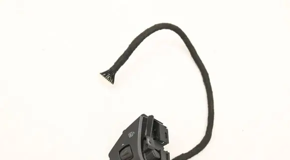 Tesla Model S Steering wheel buttons/switches 1013242-00-H