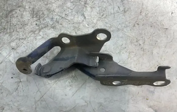 Toyota Corolla E120 E130 Engine bonnet/hood hinges