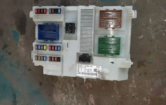 Volvo S60 Fuse module 31314511