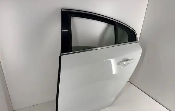 Volvo S60 Rear door 32228974 31298042