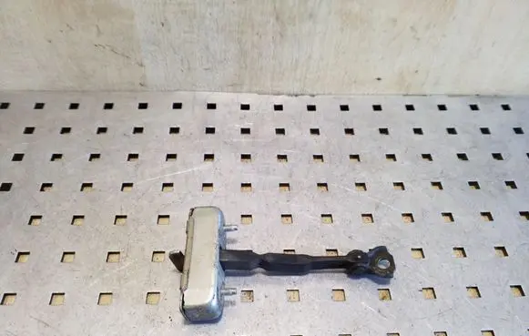 Toyota Corolla Verso E121 Front door check strap stopper