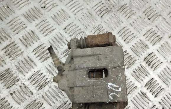 KIA Carens II Rear brake caliper