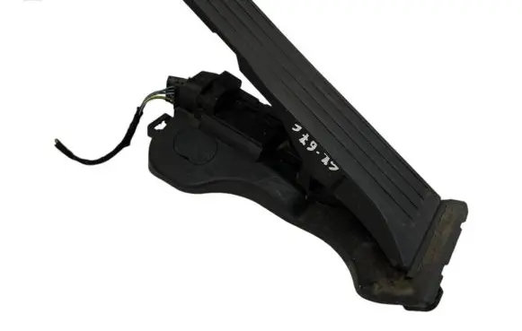 Audi A3 S3 8P Accelerator throttle pedal 1K1721503P