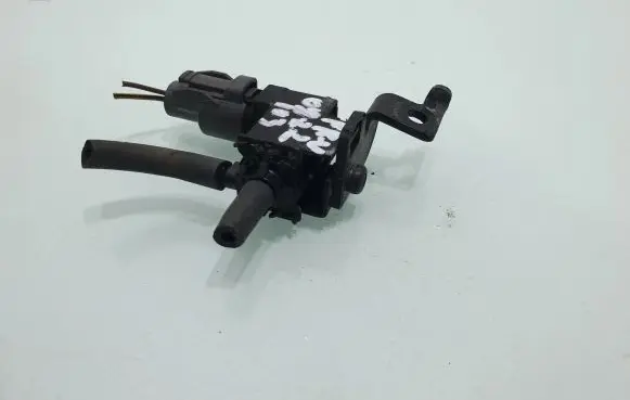 Honda FR-V Vacuum valve 