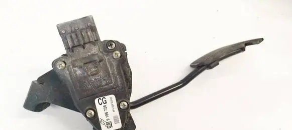 Opel Vectra C Accelerator throttle pedal 9186726 6PV00832300