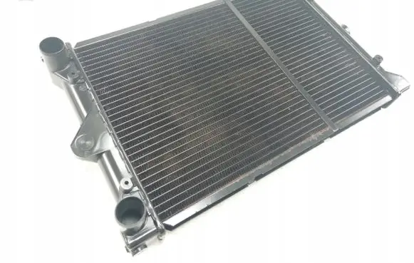 Volkswagen PASSAT B9 Coolant radiator BM646