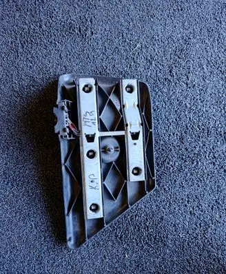 Mercedes-Benz E W124 Tail light bulb cover holder 