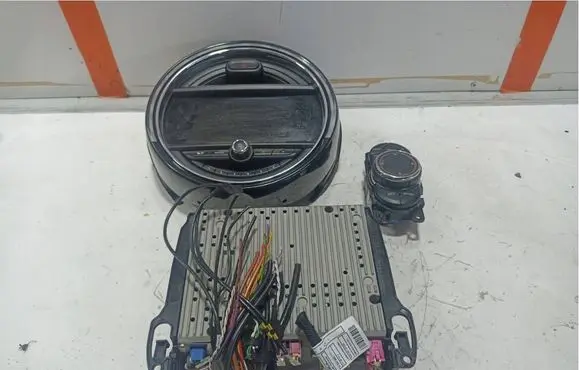 Mini One - Cooper F56 F55 Radio/CD/DVD/GPS head unit 8802923 9387452 9866932