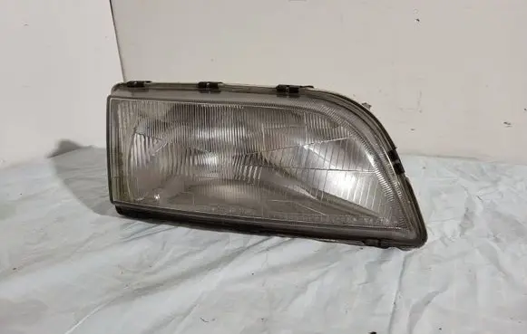 Volvo S40, V40 Headlight/headlamp 10070515 9791 203729