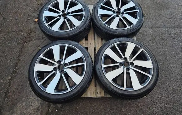 Renault Clio IV R17 alloy rim 403007138R 4030006450R