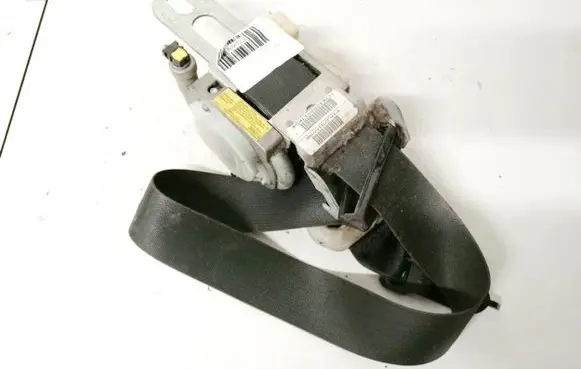 Chrysler 300 - 300C Front seatbelt 2026238 52220603b