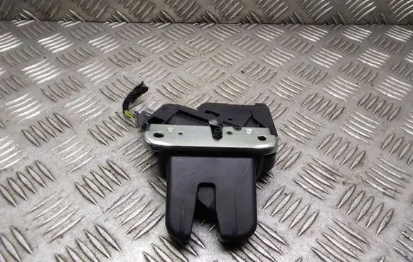 Audi A5 8T 8F Tailgate/trunk/boot lock/catch/latch 4F5827505D 4E0827645A
