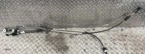 Ford Fiesta Gear shift cable linkage 8a6r7e395me