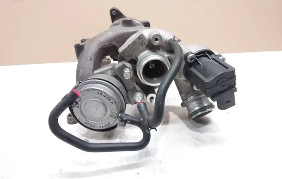 Volkswagen Golf VI Turbo 03C145702C