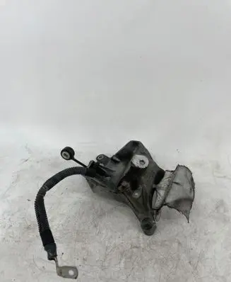 Audi A4 S4 B9 Engine mounting bracket 4M0199308BM