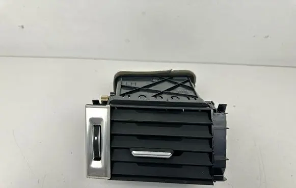 Land Rover Range Rover Evoque L538 Dashboard side air vent grill/cover trim 08089005