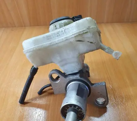 Audi A4 S4 B8 8K Master brake cylinder 8K0611301A