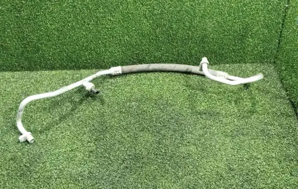 Renault Master III Air conditioning (A/C) pipe/hose 924904471R