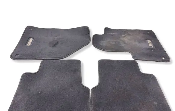 Jeep Cherokee Car floor mat set 1UB86DX9AB
