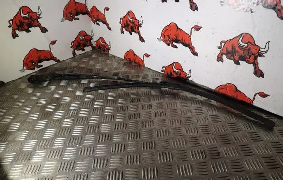 Opel Grandland X Windshield/front glass wiper blade YP00060580 P100DA06C