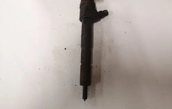 Fuel injector