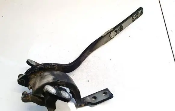 Volkswagen Touareg I Tailgate/trunk/boot hinge 7l6827301b