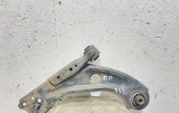 Peugeot 308 Front lower control arm/wishbone 7AAA210278176D