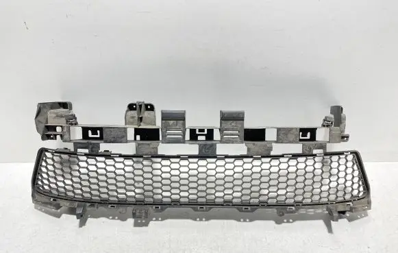 Dacia Sandero Front grill 622544633R