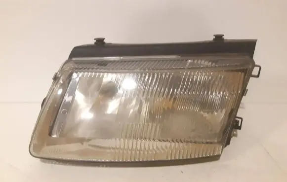 Volkswagen PASSAT B5 Headlight/headlamp 14869100