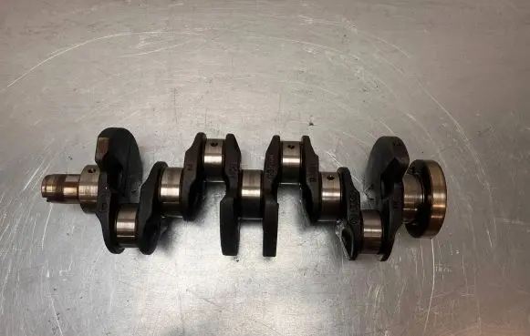 Volkswagen Golf IV Crankshaft 036H