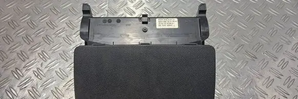 Mercedes-Benz C W204 Screen/display/small screen A2046801231 W204ZDE 100413150601